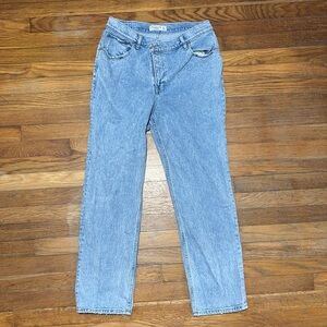 Ultra High Rise 90s Straight Jean